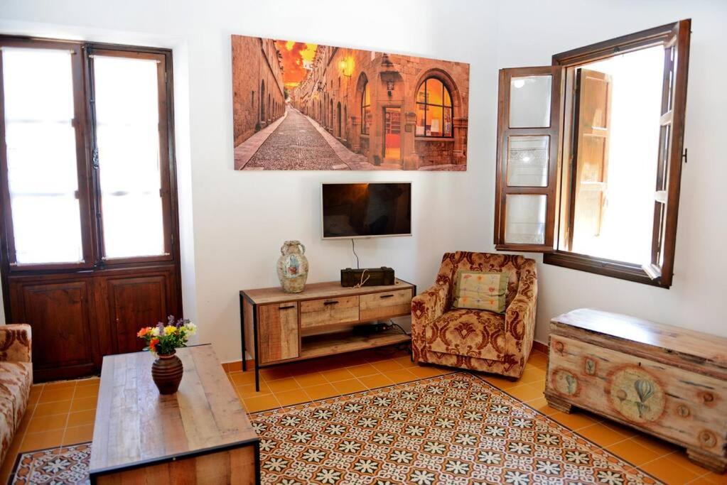Meandros Suite In Old Town Rhodes City Exterior foto